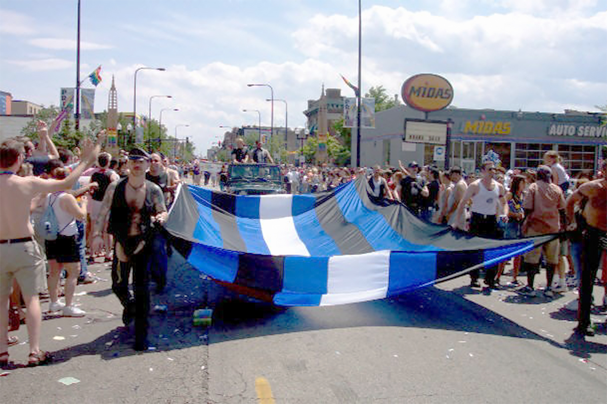 Pride04 102