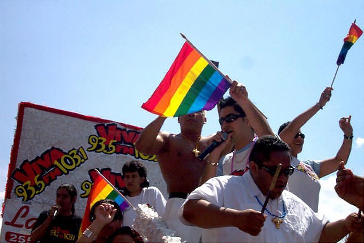 Pride04 105