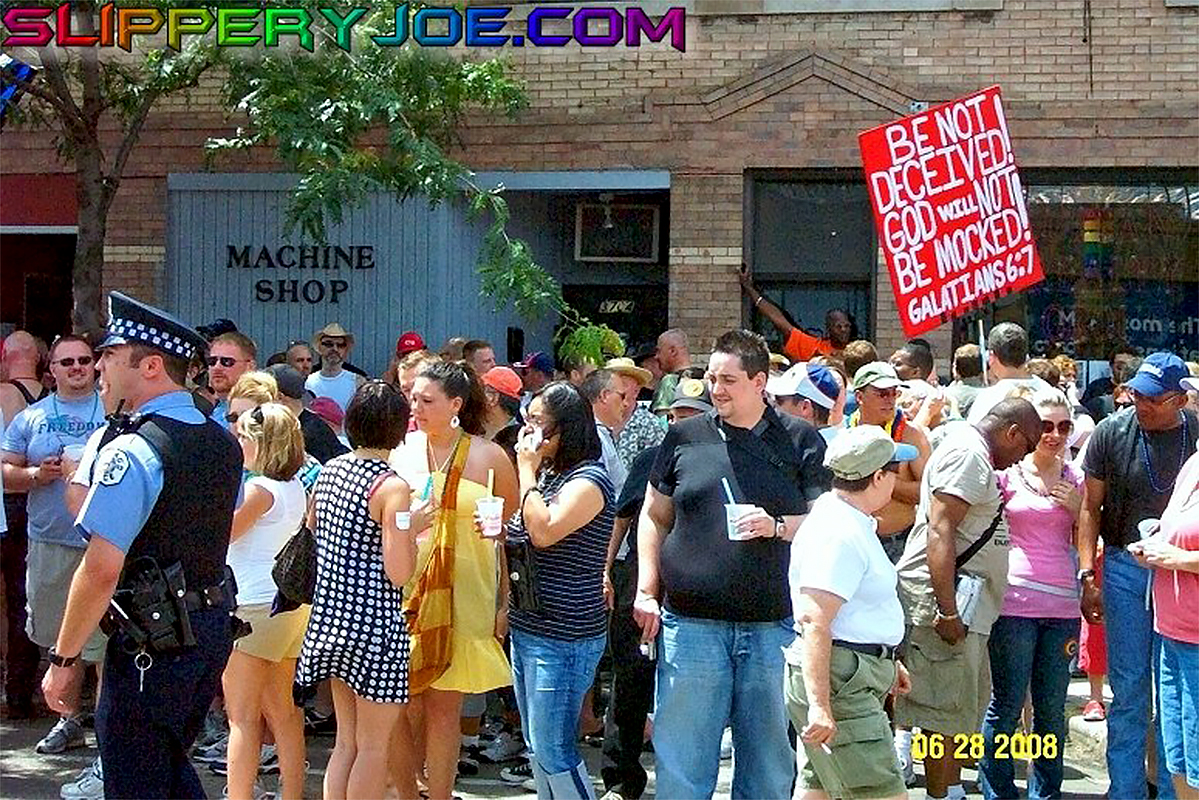 Pride08 054