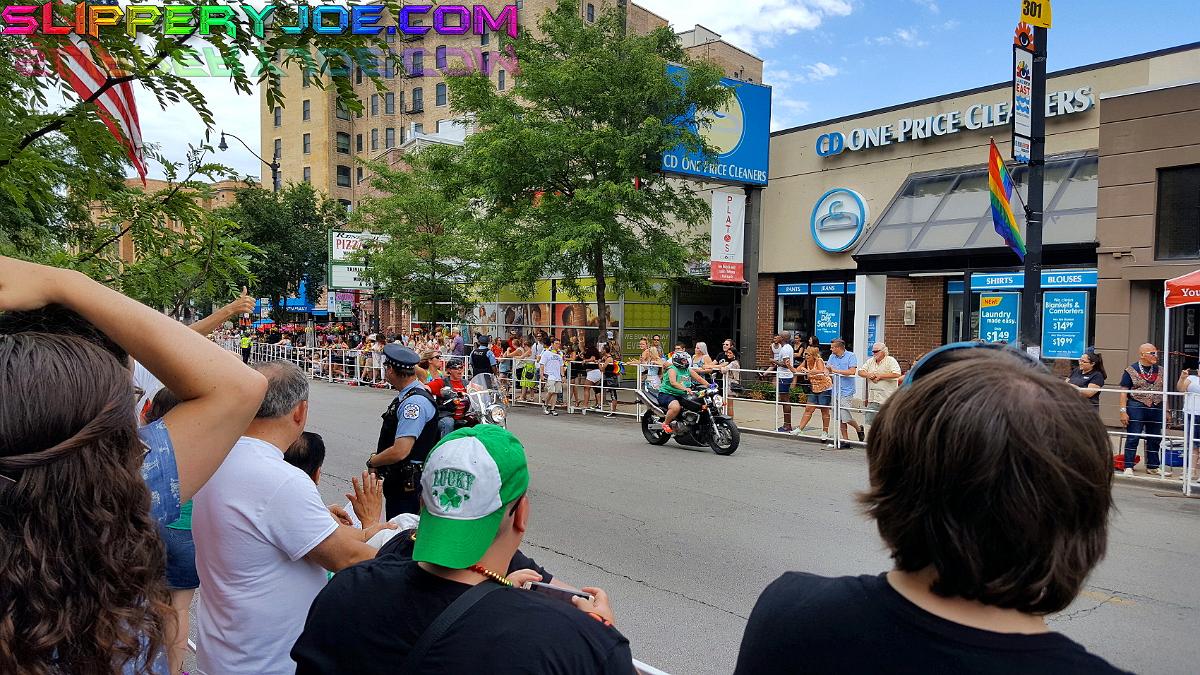 parade 025