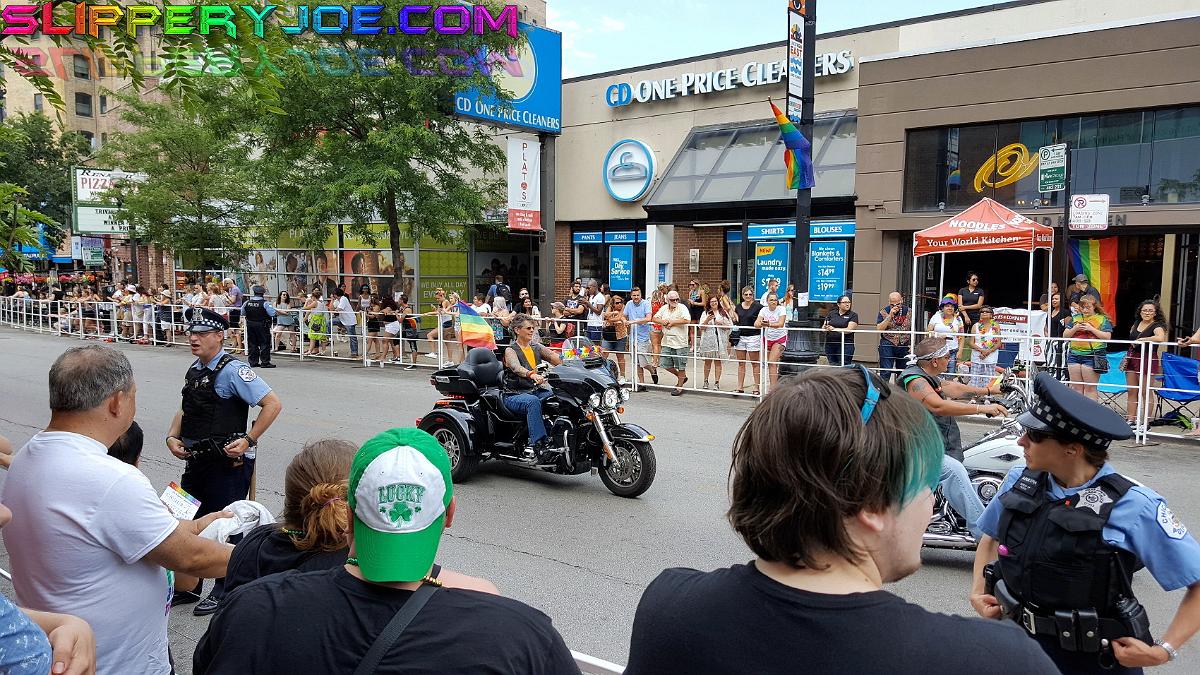 parade 028