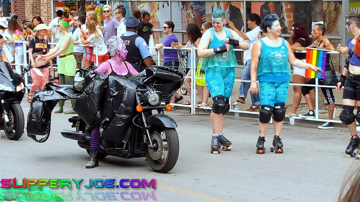 parade 042