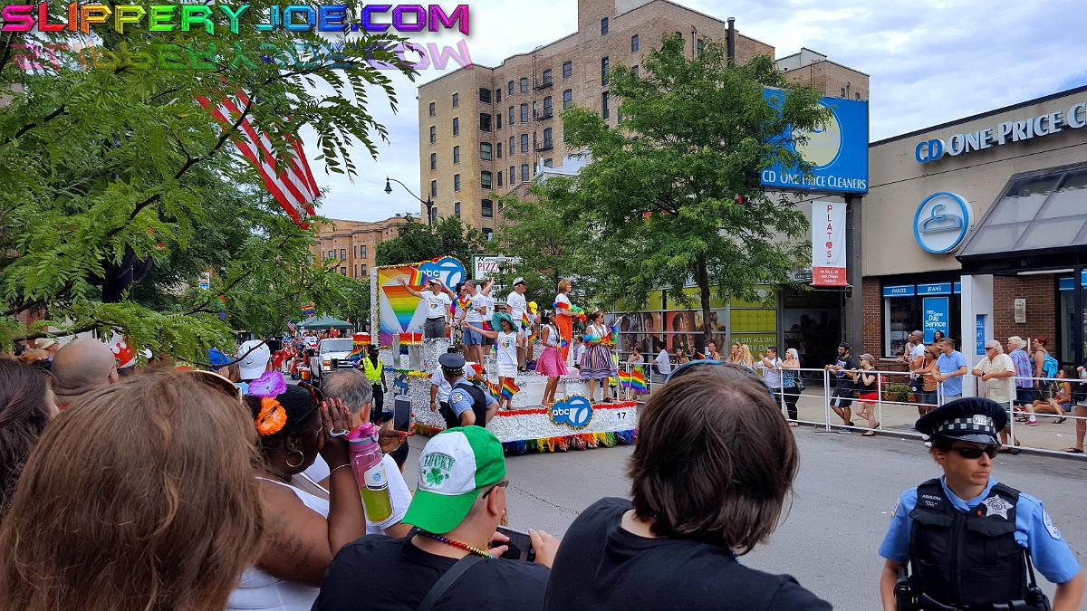 parade 052