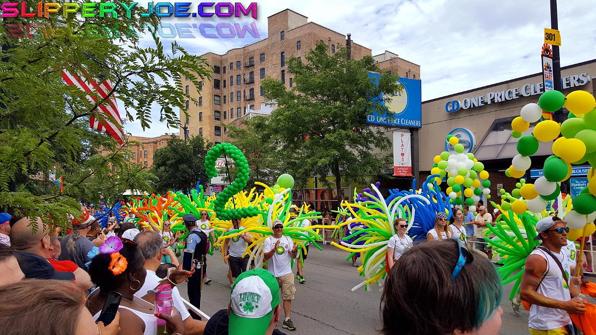 parade 083