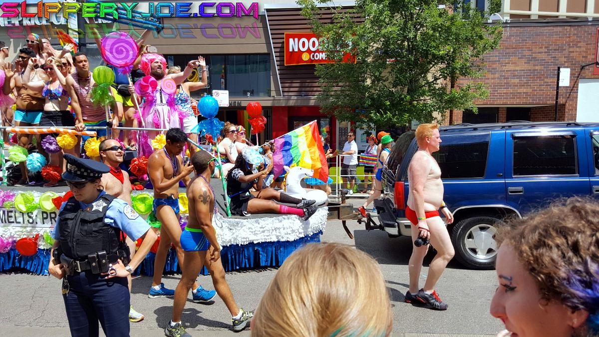parade 165