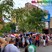 parade 010