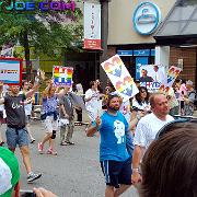 parade 033