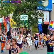 parade 034