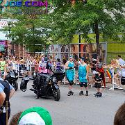 parade 041