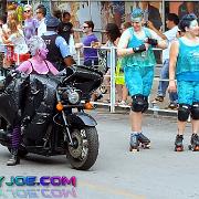 parade 042