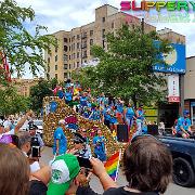 parade 065