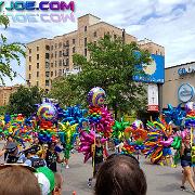 parade 074
