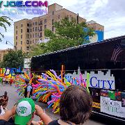parade 079