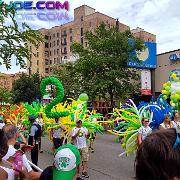 parade 083