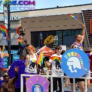 parade 212