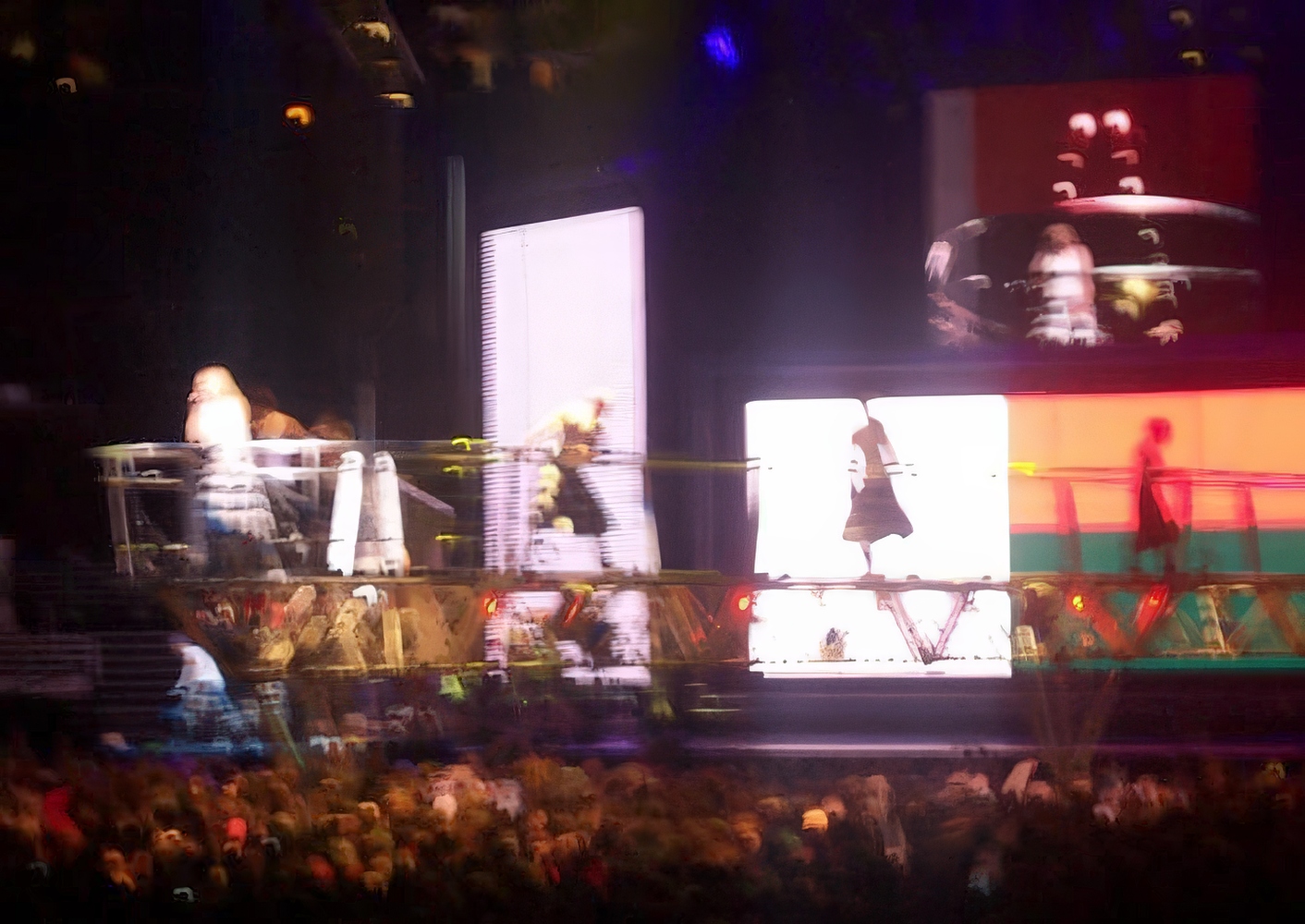 madonna04 23